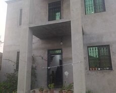 6 otaqlı 2 mərtəbəli ev