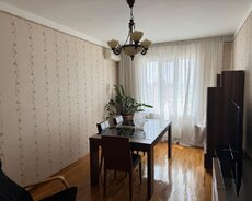 Əhmədli Katv yaxınlığında 3 otaqlı əla mənzil