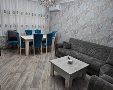 Yeni Günəşlidə V massivində 3 otaqlı əla mənzil