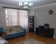 Nizami m/s yaxın 3 otaqlı mənzil satılır