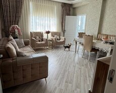 Həzi Aslanov metrosunun çıxışında 3 otaqlı əla mənzil