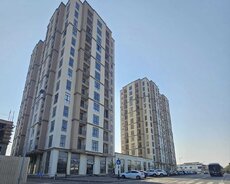 Koroğlu metrosuna yaxın yeni tikili satılır