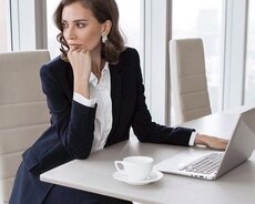 Ofis meneceri axtarılır