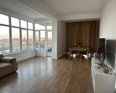 Badamdarda 3 otaqlı mənzil satılır