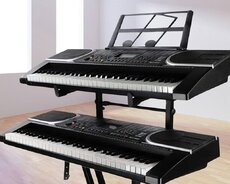 Sintezator Yeni Qutuda