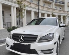 Mercedec-bens. C250