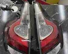 Toyota Aqua 2017 stop farası