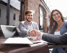 Ofis Meneceri Tələb Edilir