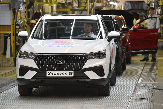 Lada X-Cross 5 şəhər krossoverinin istehsalı başladı - QİYMƏT